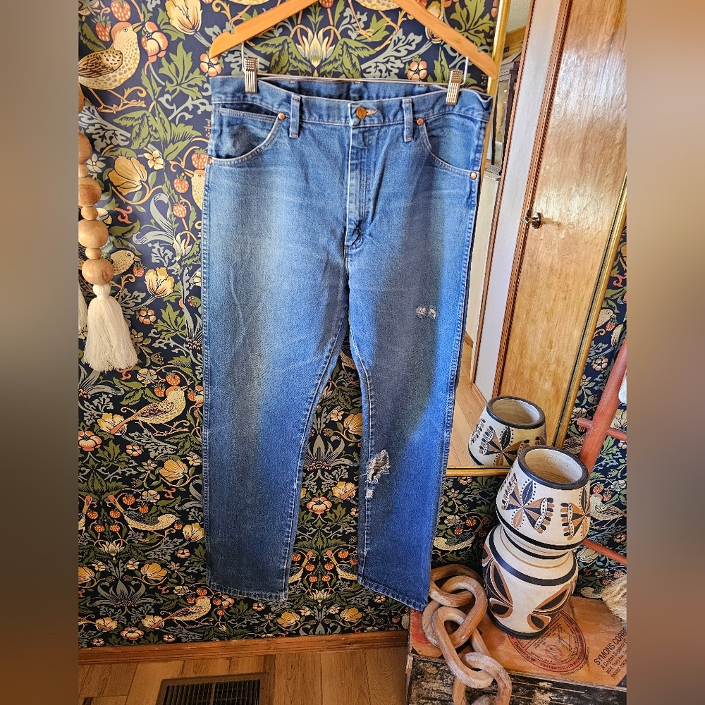 VINTAGE Wrangler 90's Distressed Jeans - Picture 3 of 8